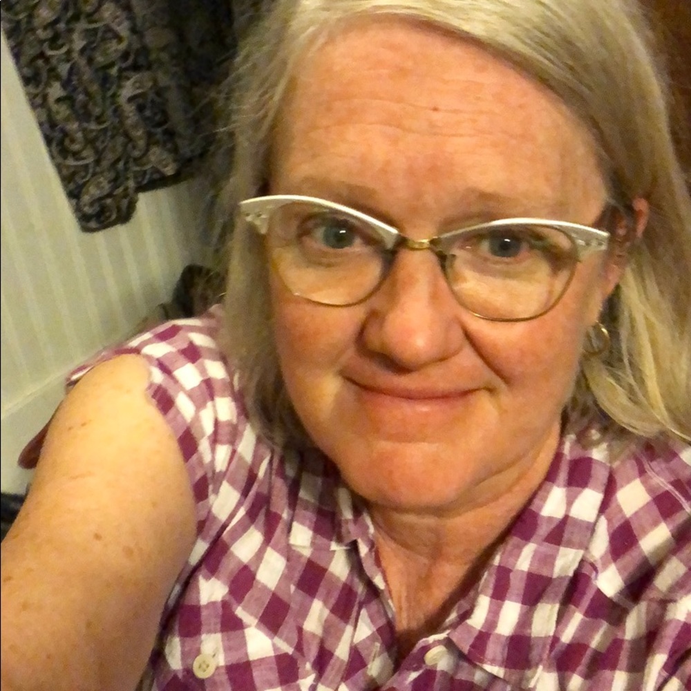 Meet your Posher, Elisabeth